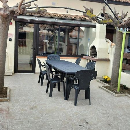Antiqua Roma Spqr Domus Villa ปอร์-ลา-นูแวลล์ ภายนอก รูปภาพ